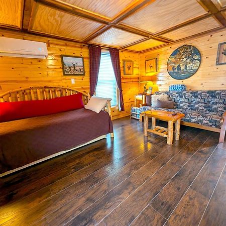 Yellowstone Treasure Guesthouses On The River Gardiner Dış mekan fotoğraf