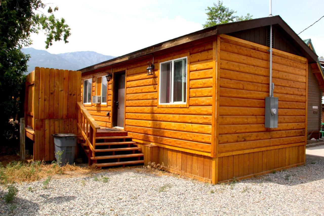Yellowstone Treasure Guesthouses On The River Gardiner Dış mekan fotoğraf