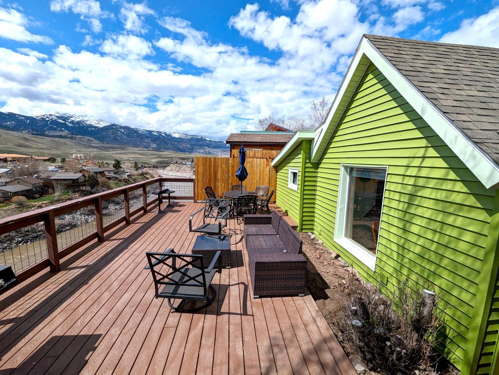 Yellowstone Treasure Guesthouses On The River Gardiner Dış mekan fotoğraf
