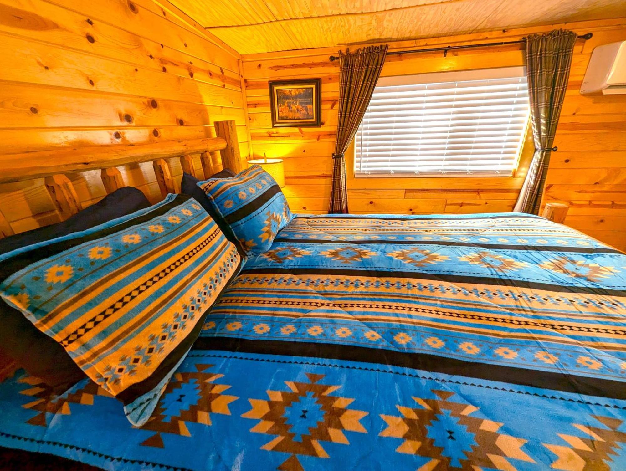 Yellowstone Treasure Guesthouses On The River Gardiner Dış mekan fotoğraf