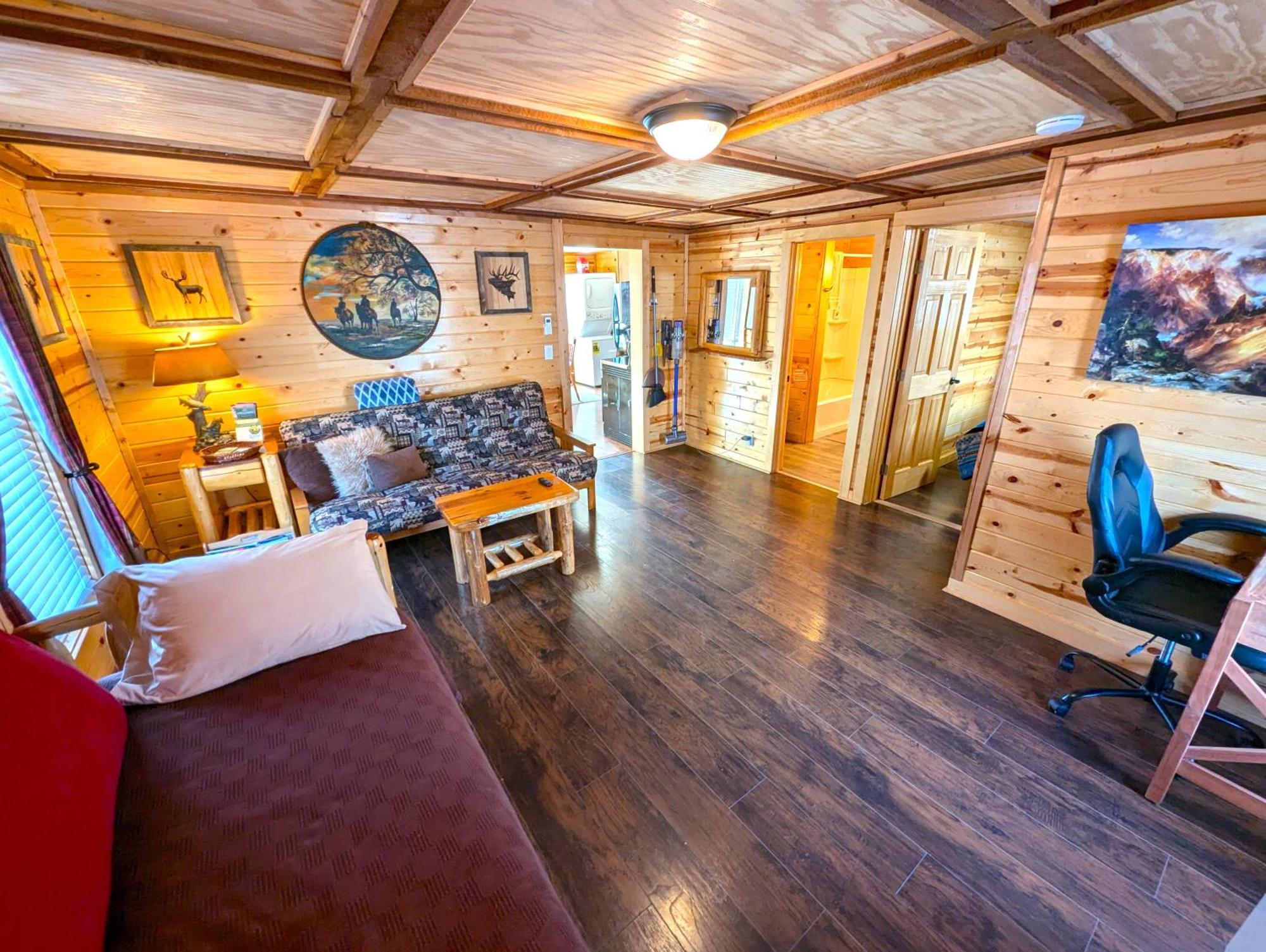 Yellowstone Treasure Guesthouses On The River Gardiner Dış mekan fotoğraf